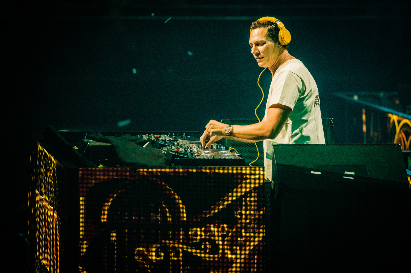DJ Tiesto cancels his 2024 Super Bowl show 'Family first'